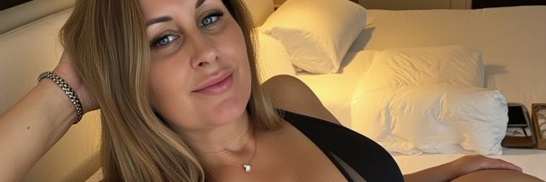 janeaustral Profile Banner