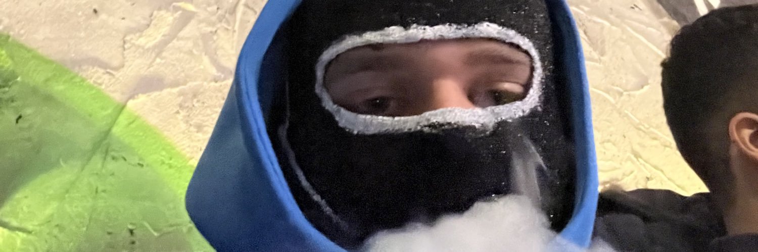 yungberk's profile banner image