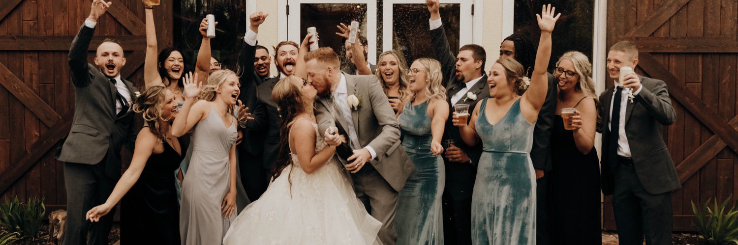 taryn__gavin's profile banner image