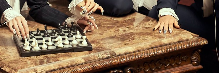 i, liina banner