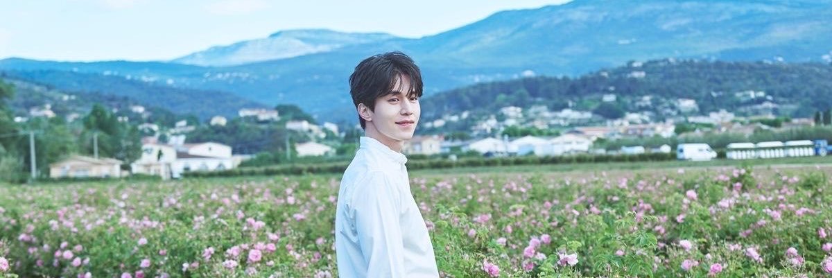 lun4rnova's profile banner image