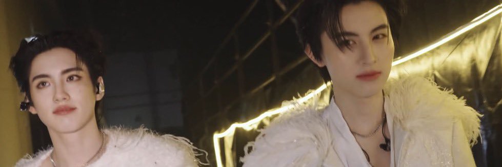 🧸☔️🌧️ banner