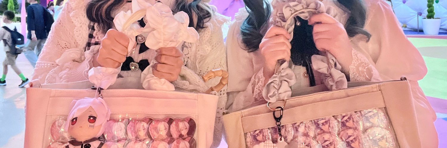 axio7__'s profile banner image