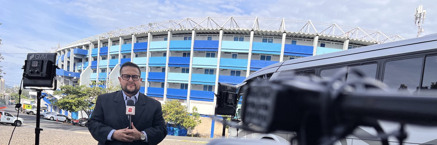 Mauricio Rivas banner