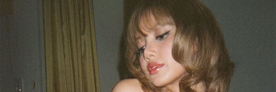 She_adore_Liz's profile banner image
