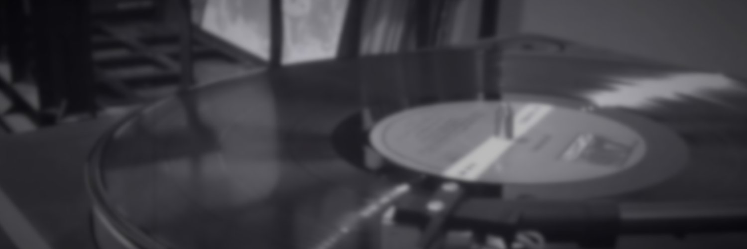 aelitneg's profile banner image