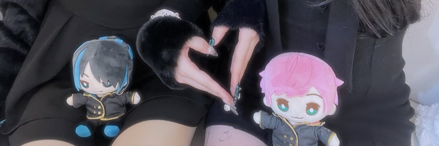 リ コ ︎✦︎ banner