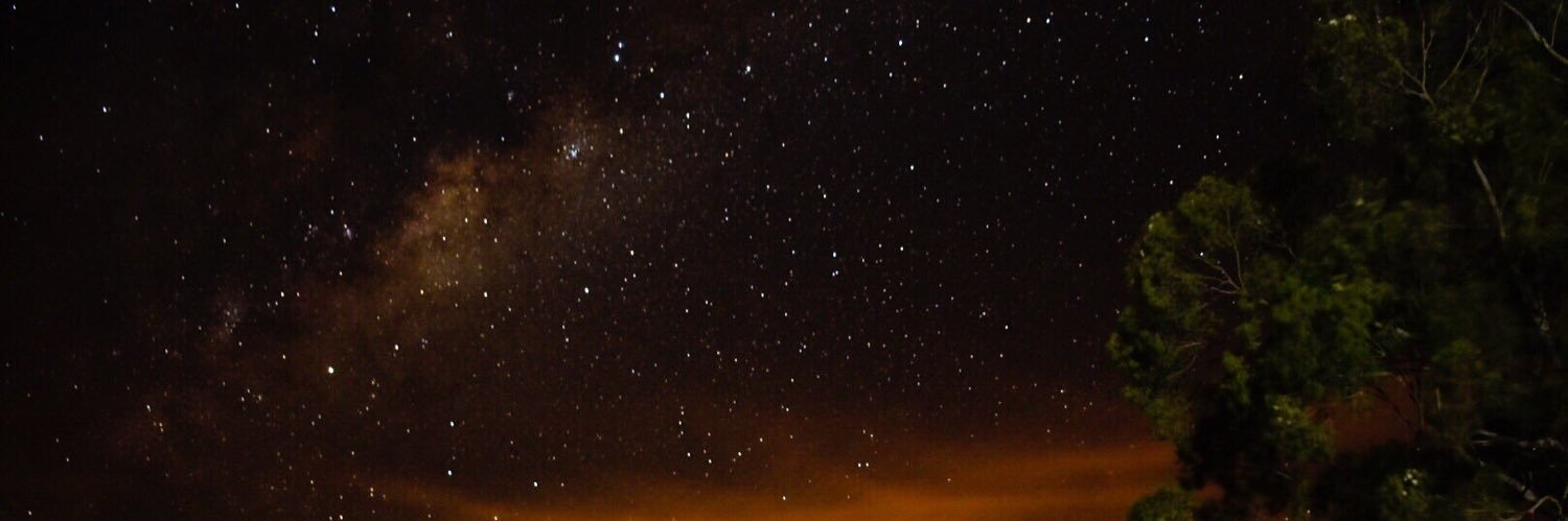 emimarinho's profile banner image