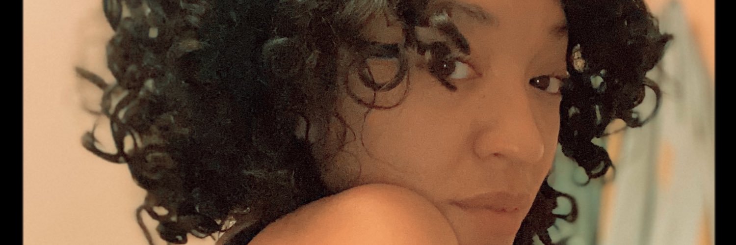 M E G H A N . O banner