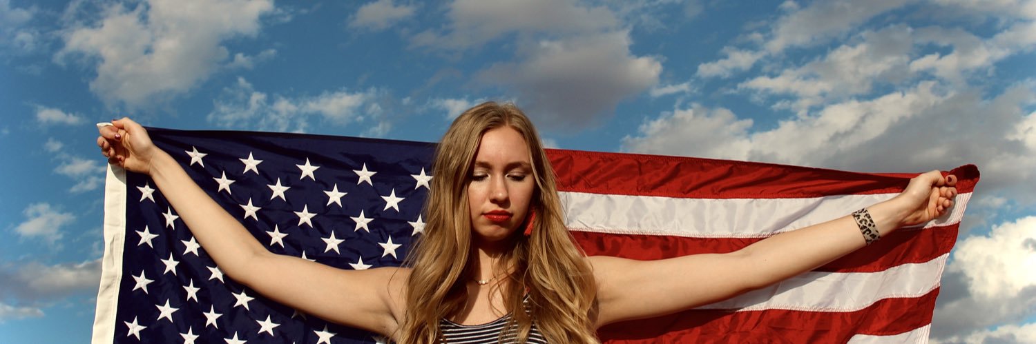 mckenziee13's profile banner image