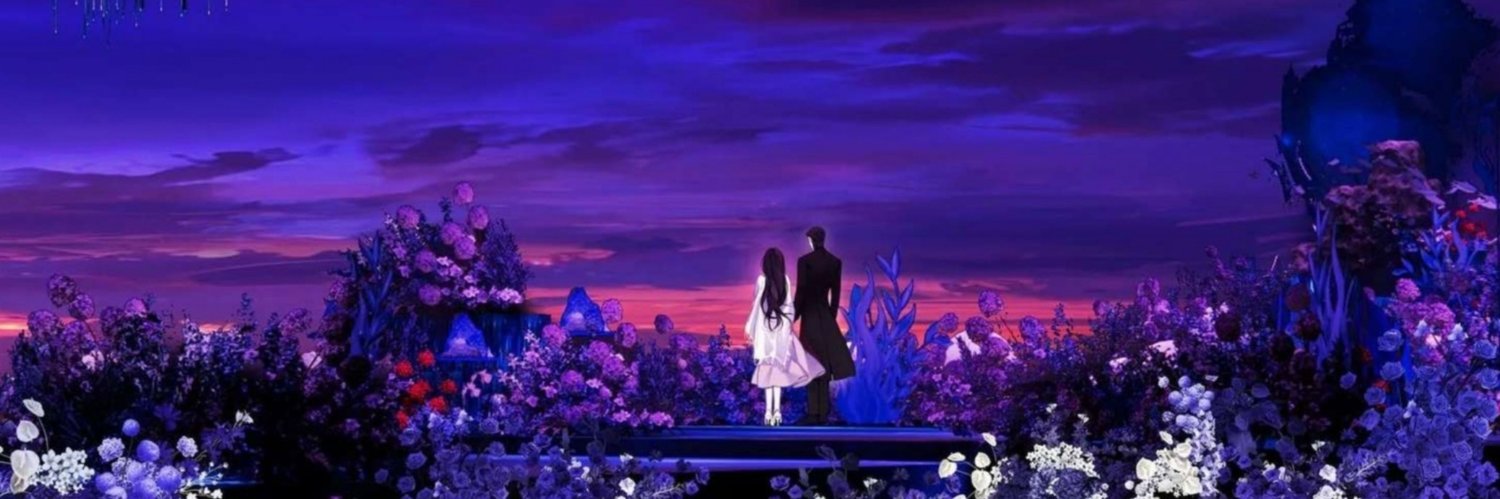 avvalunaa's profile banner image