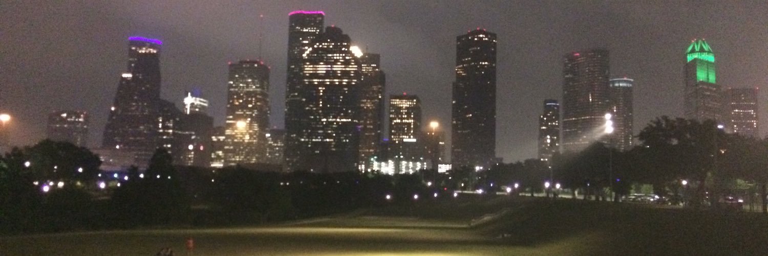 FreshDRESsed92's profile banner image