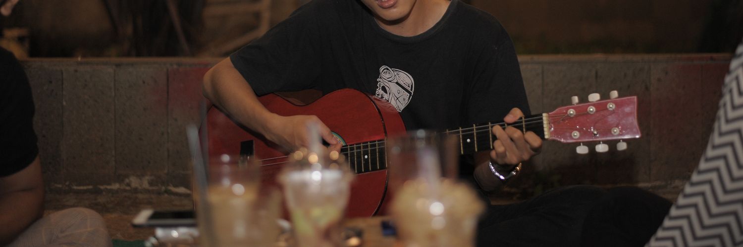 doongkol's profile banner image