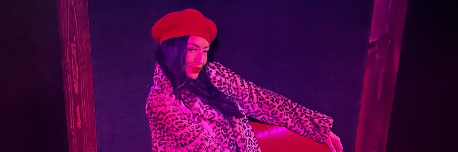 theesexylexy's profile banner image