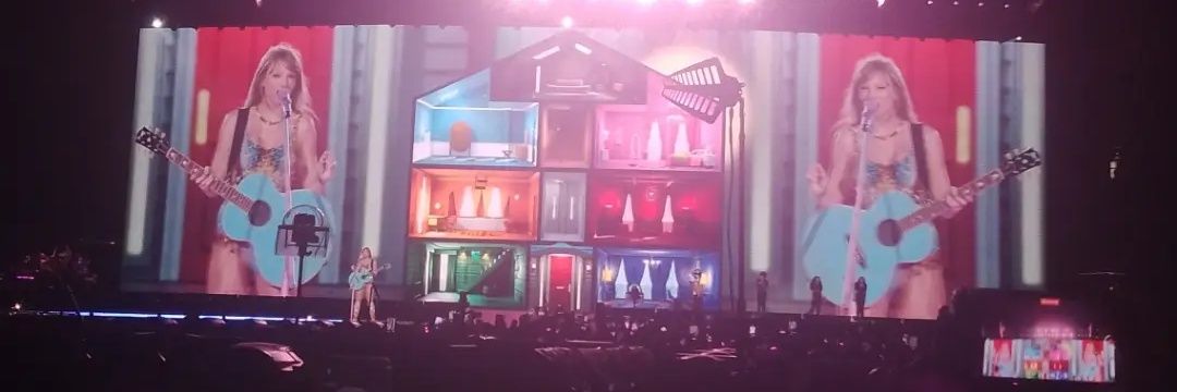 Julibird | Fleabag is my Melodrama banner