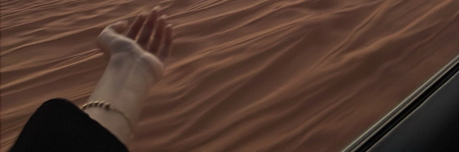 vcil7l's profile banner image