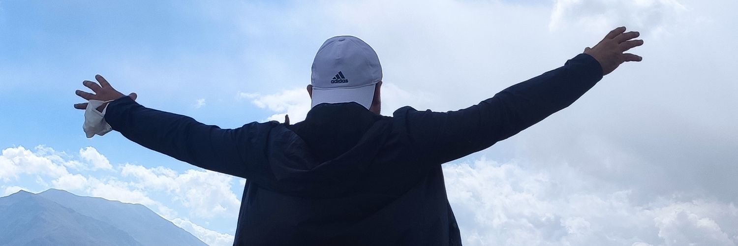 Senolshen's profile banner image
