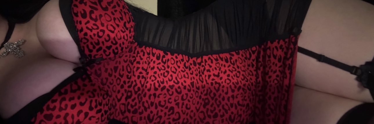 lara ☠︎︎ banner