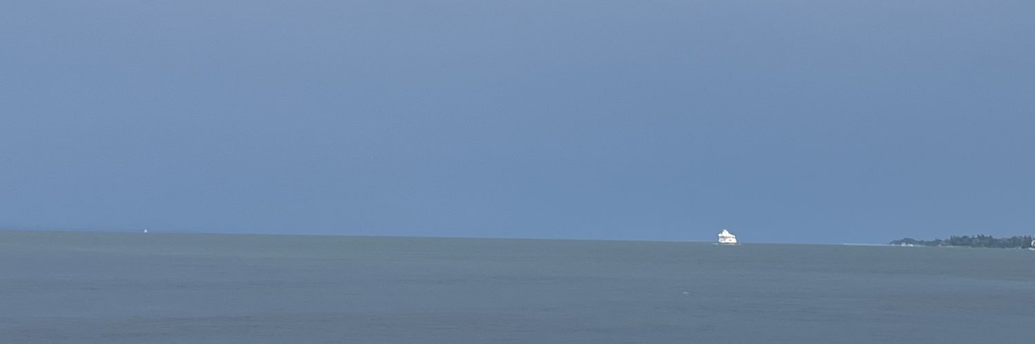 comeundone_7's profile banner image
