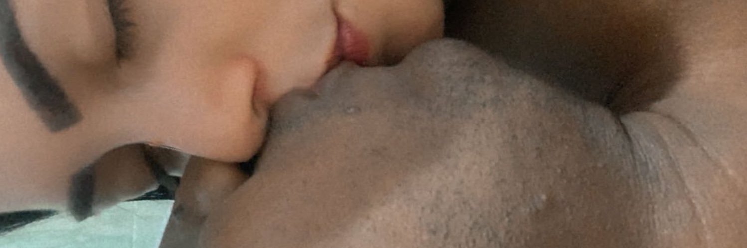 kcarolyne21's profile banner image