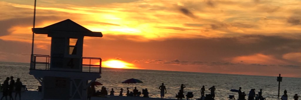 adrianaparisg's profile banner image