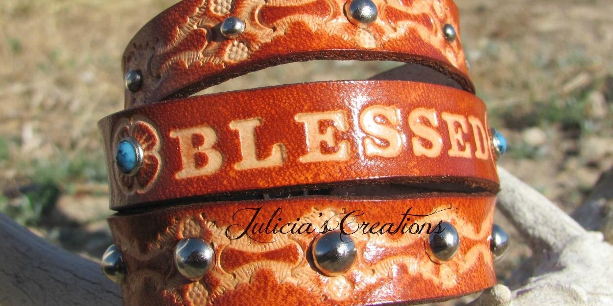 JuliciaCreates's profile banner image