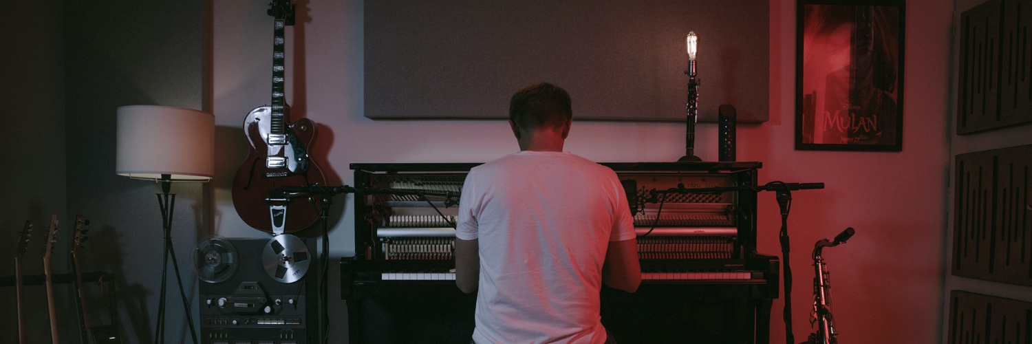 Harry Lightfoot banner