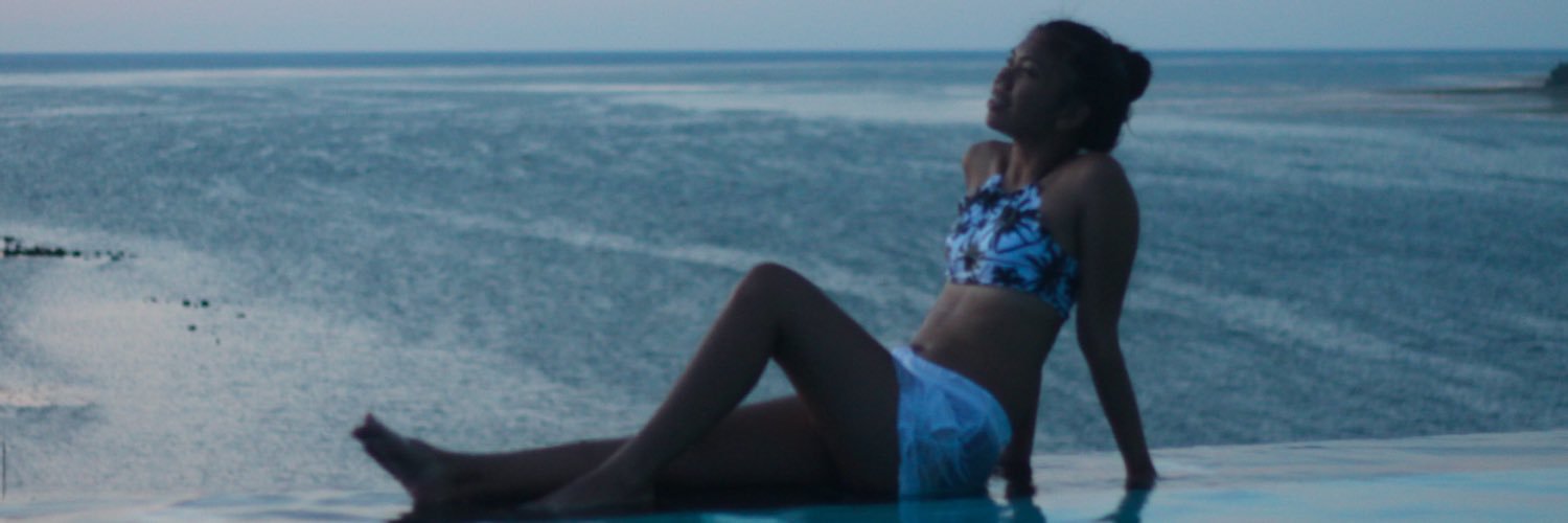 yvettechin's profile banner image