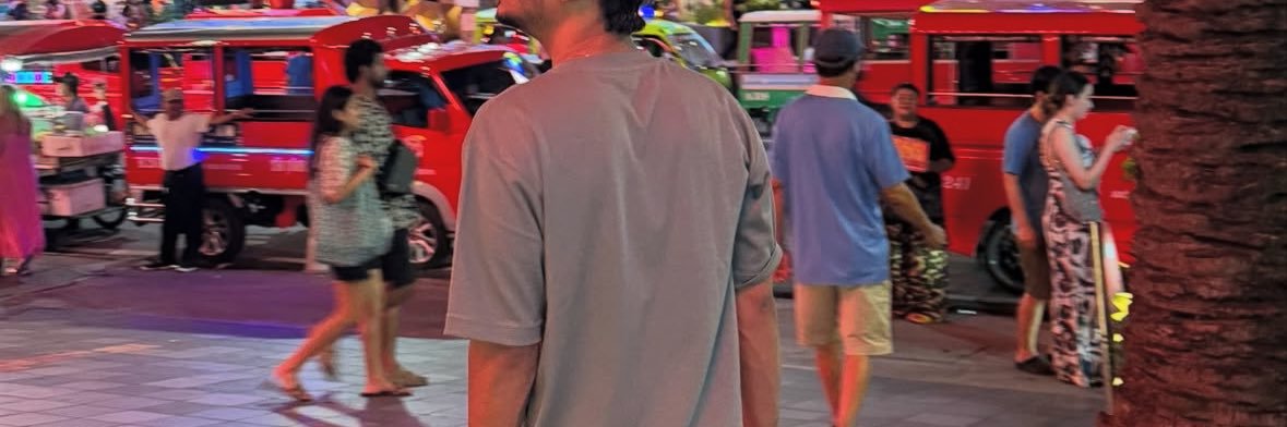 1f1ofakind's profile banner image