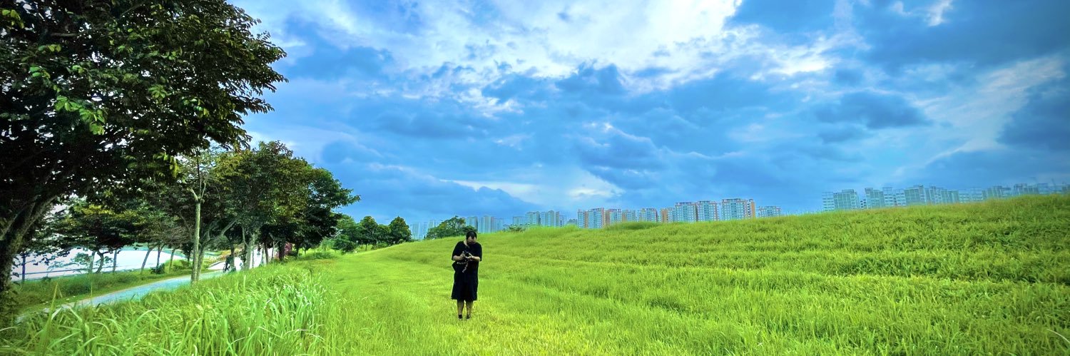 reestudio's profile banner image