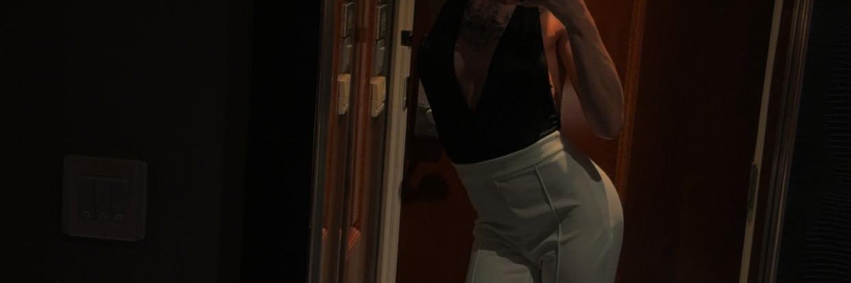RLoouna's profile banner image