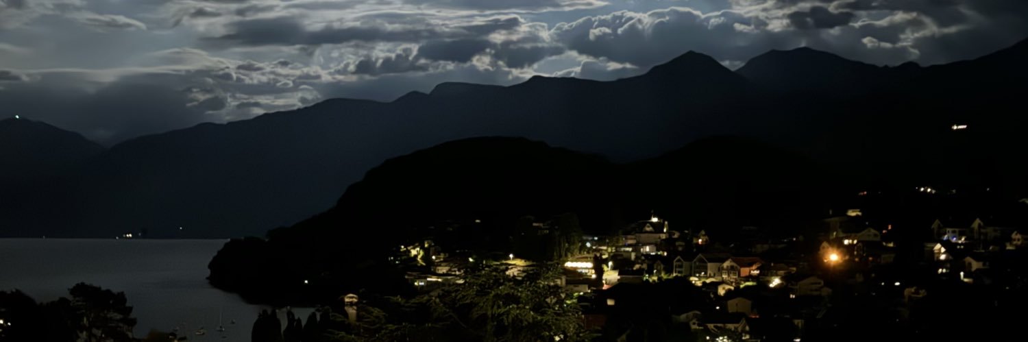 Lai2q's profile banner image