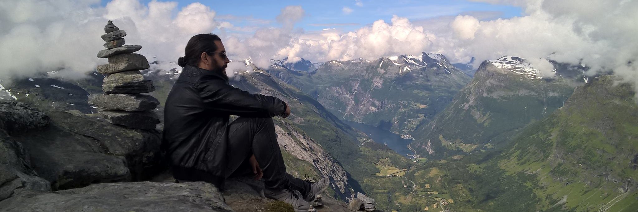 vawned's profile banner image