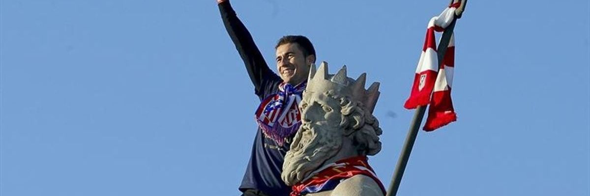 Hugo Ademola Olajade Alade Aylola Lookman (2%) banner