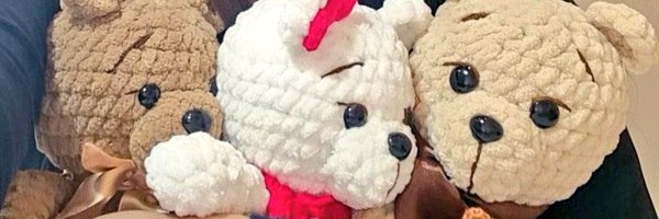 Behdis427215 Profile Banner