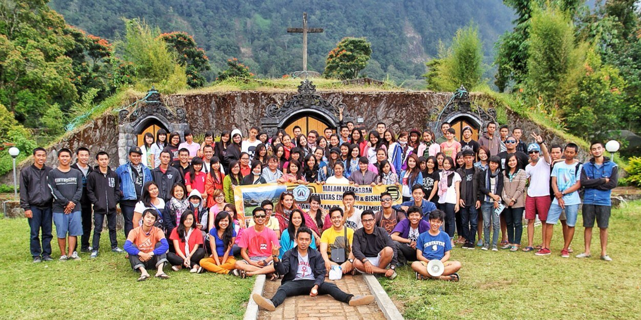 undiknasFEB's profile banner image