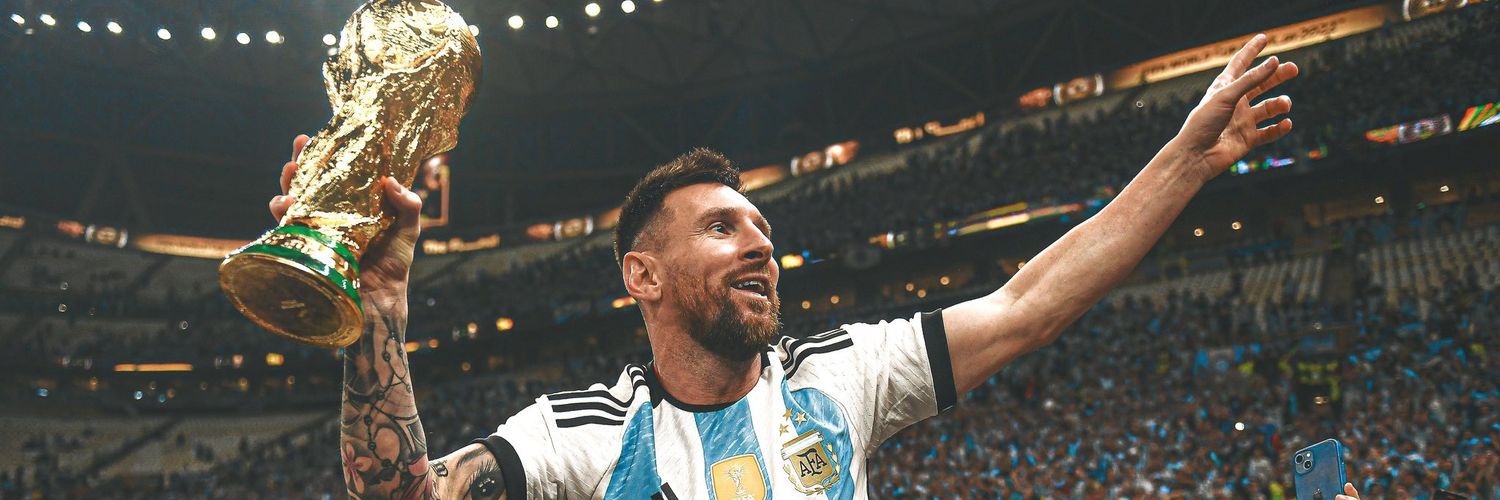 maira2_leon's profile banner image