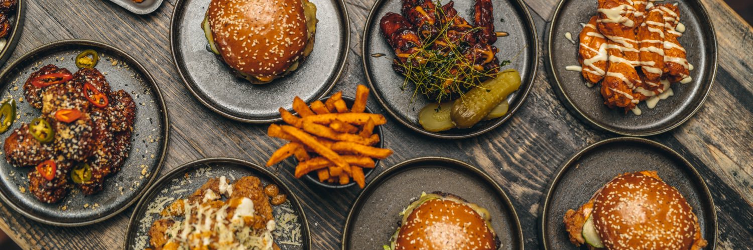 Randy's Wing Bar banner