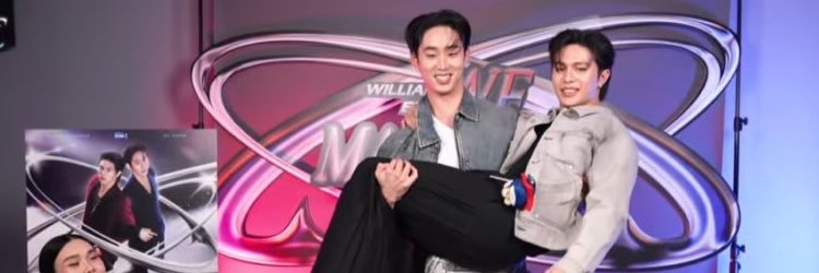 happychomchom's profile banner image