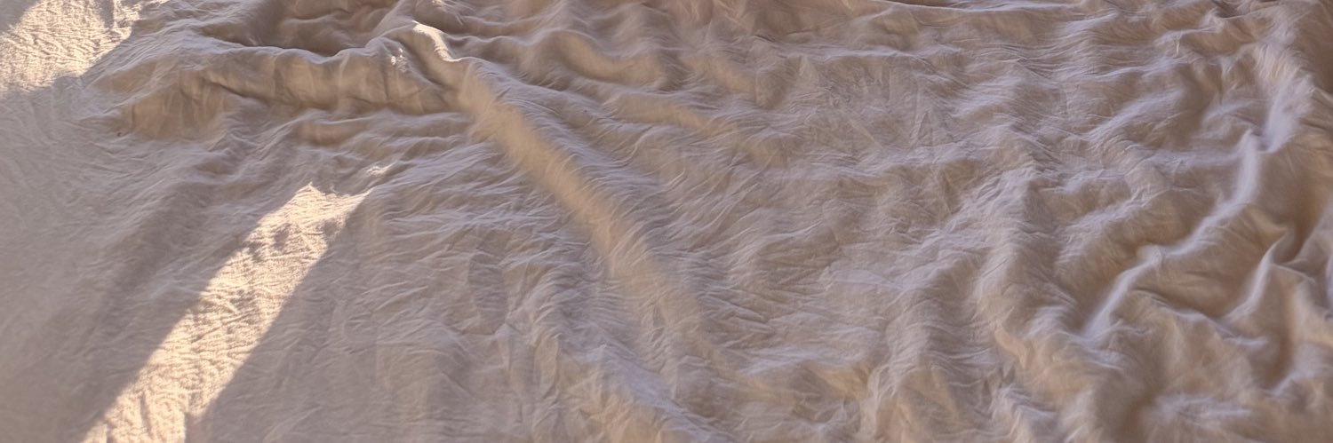 neyeuh's profile banner image