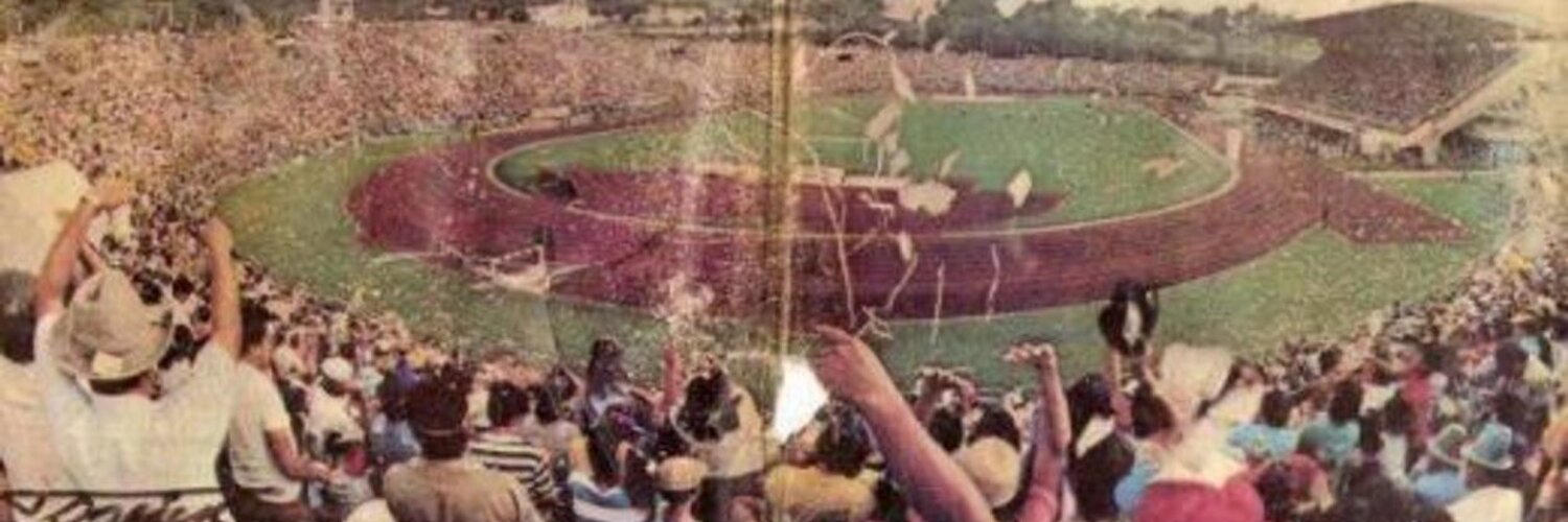Morales. banner