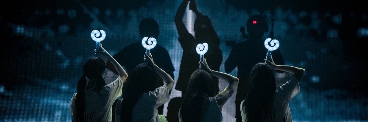 lovinnur's profile banner image
