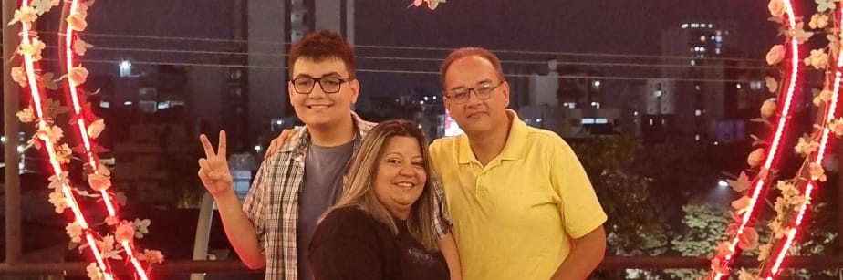 pedrovplata's profile banner image