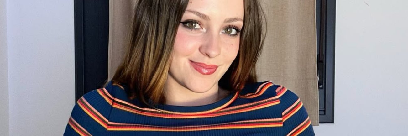 Mia Walker 🐰 banner