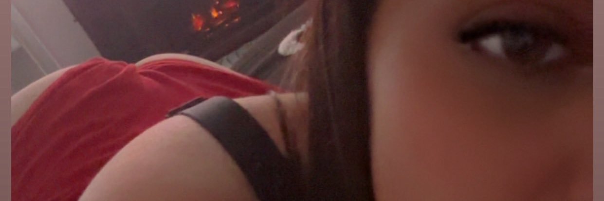 amber25304's profile banner image