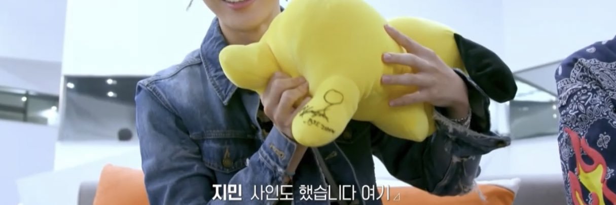 moimoixxxxxx's profile banner image