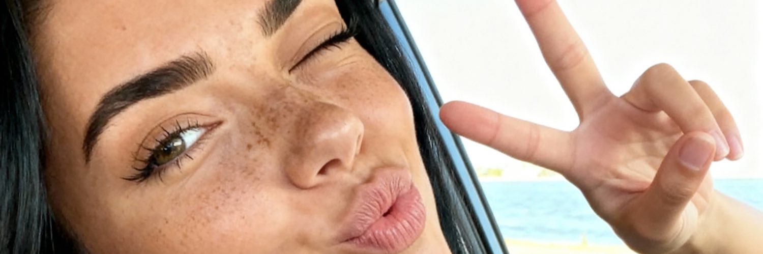ToressValentina's profile banner image