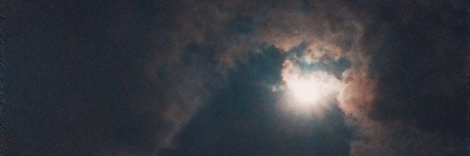 кιуα banner