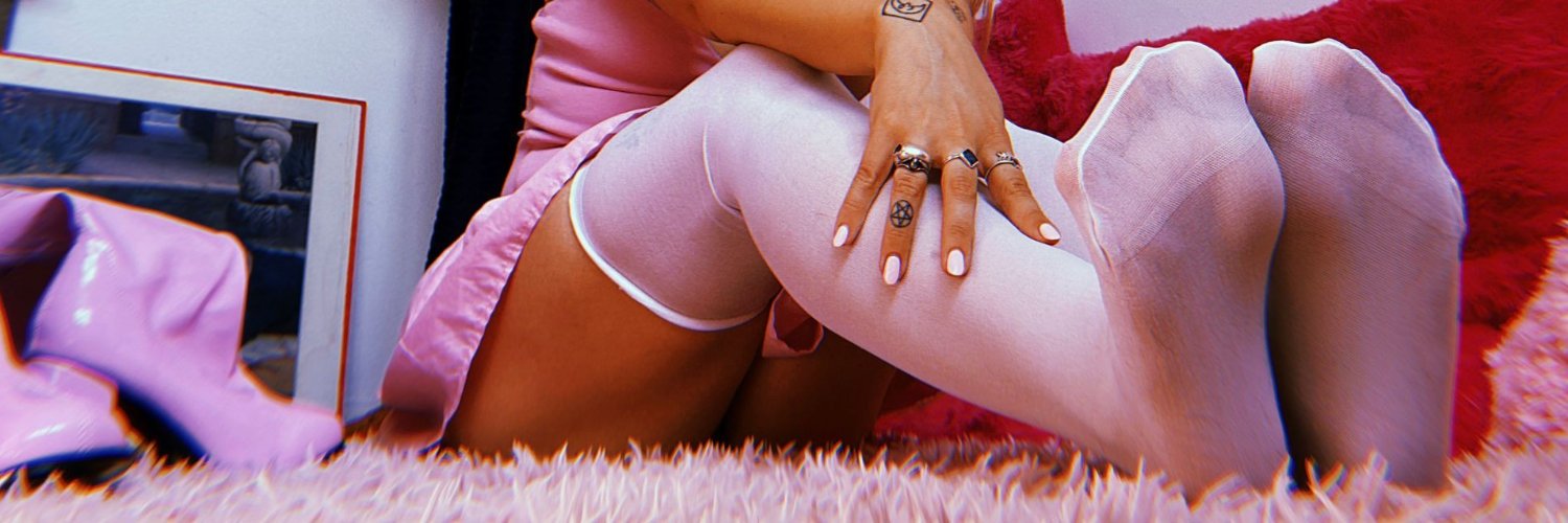 _PMfeet's profile banner image