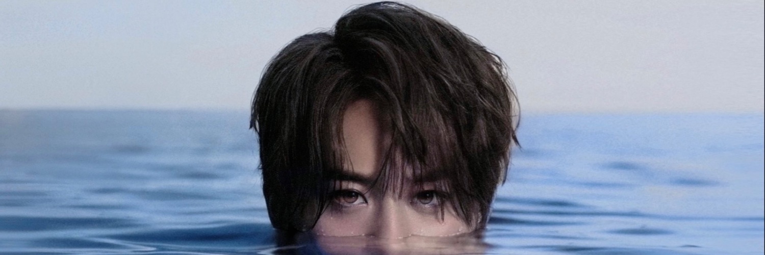 candycwc's profile banner image
